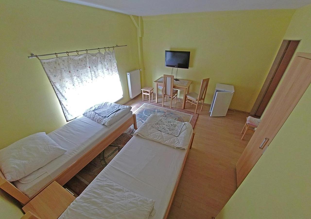 Hostel Na Bocianowie Bydgoszcz Zewnętrze zdjęcie